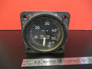 KOLLSMAN PRESSURE GAUGE AIRCRAFT INDICATOR GRUMMAN AS PICTURED &8C-FT-04